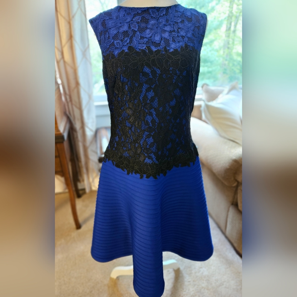Tadashi Shoji NWT Size 10 Black Lace / Blue Neoprene A Line Dress
